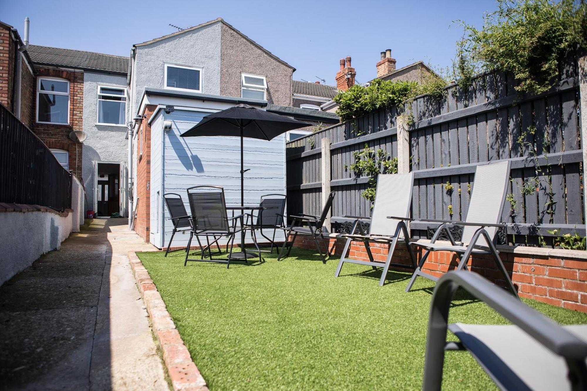 Unique And Stylish Close To Beaches Restaurants Shops Holiday home *